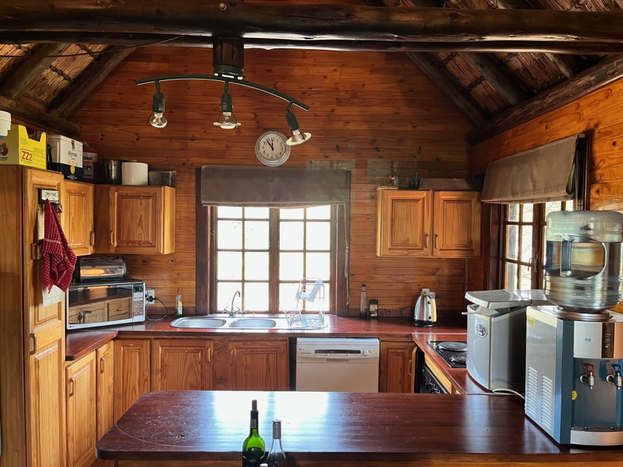 5 Bedroom Property for Sale in Vaalkop AH North West